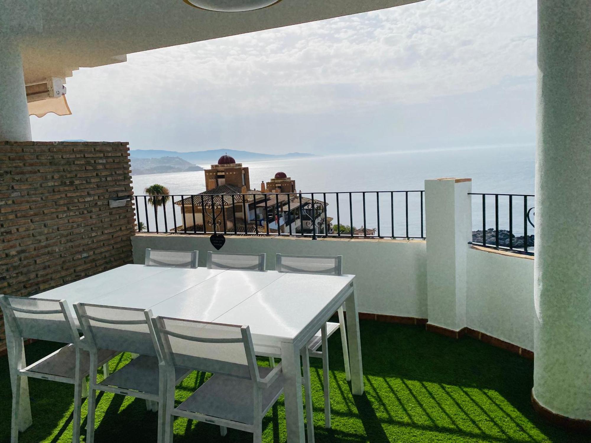Jardines De Adnania En Marina Del Este Con Vista Al Mar Ada La Herradura  Exterior photo